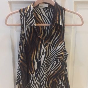 Equipment silk shirt. Zebra print